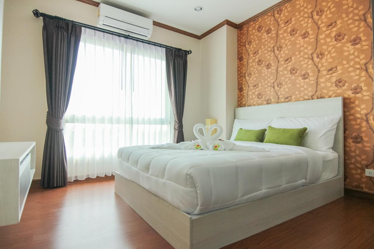 Tada Condotel Buriram Esterno foto