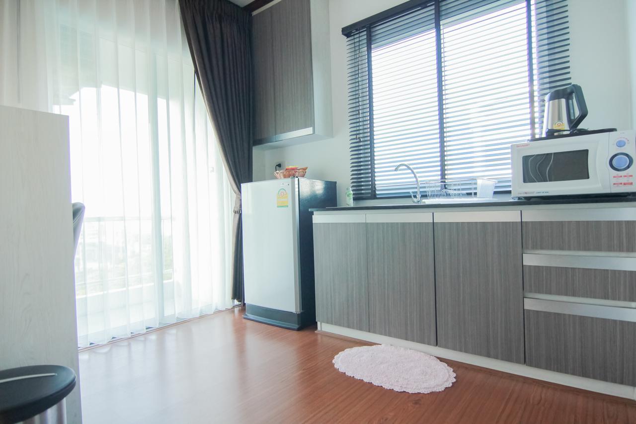 Tada Condotel Buriram Esterno foto