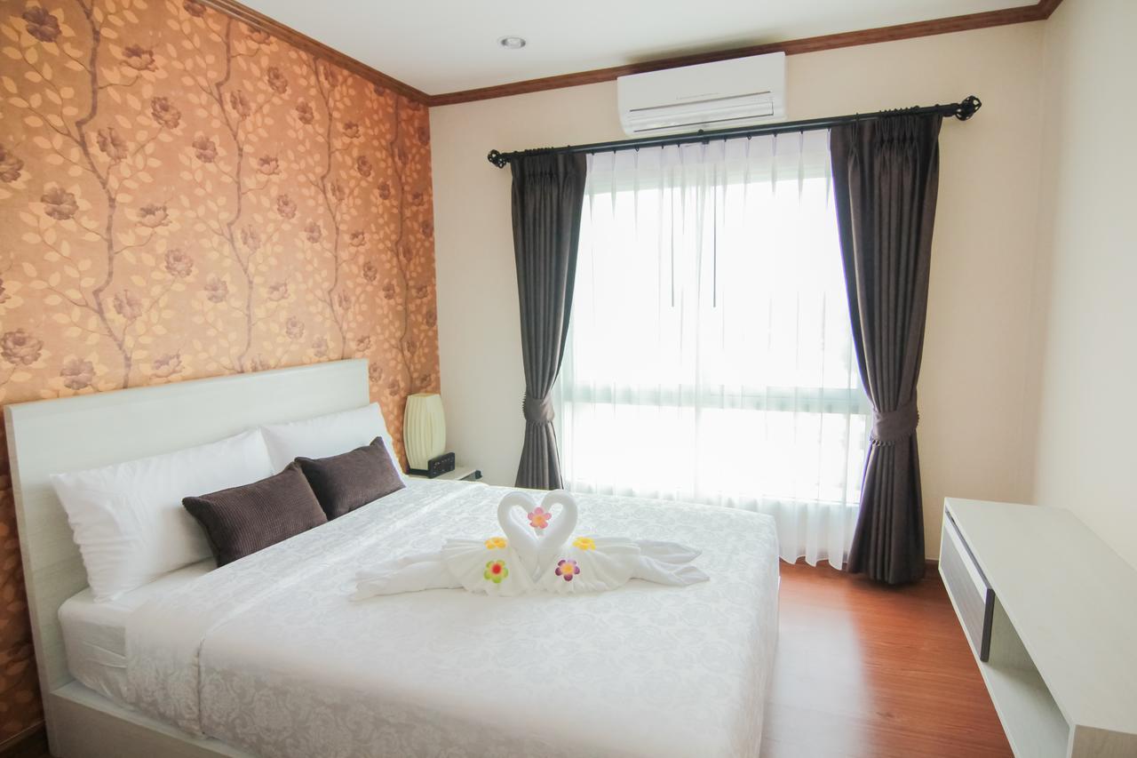 Tada Condotel Buriram Esterno foto