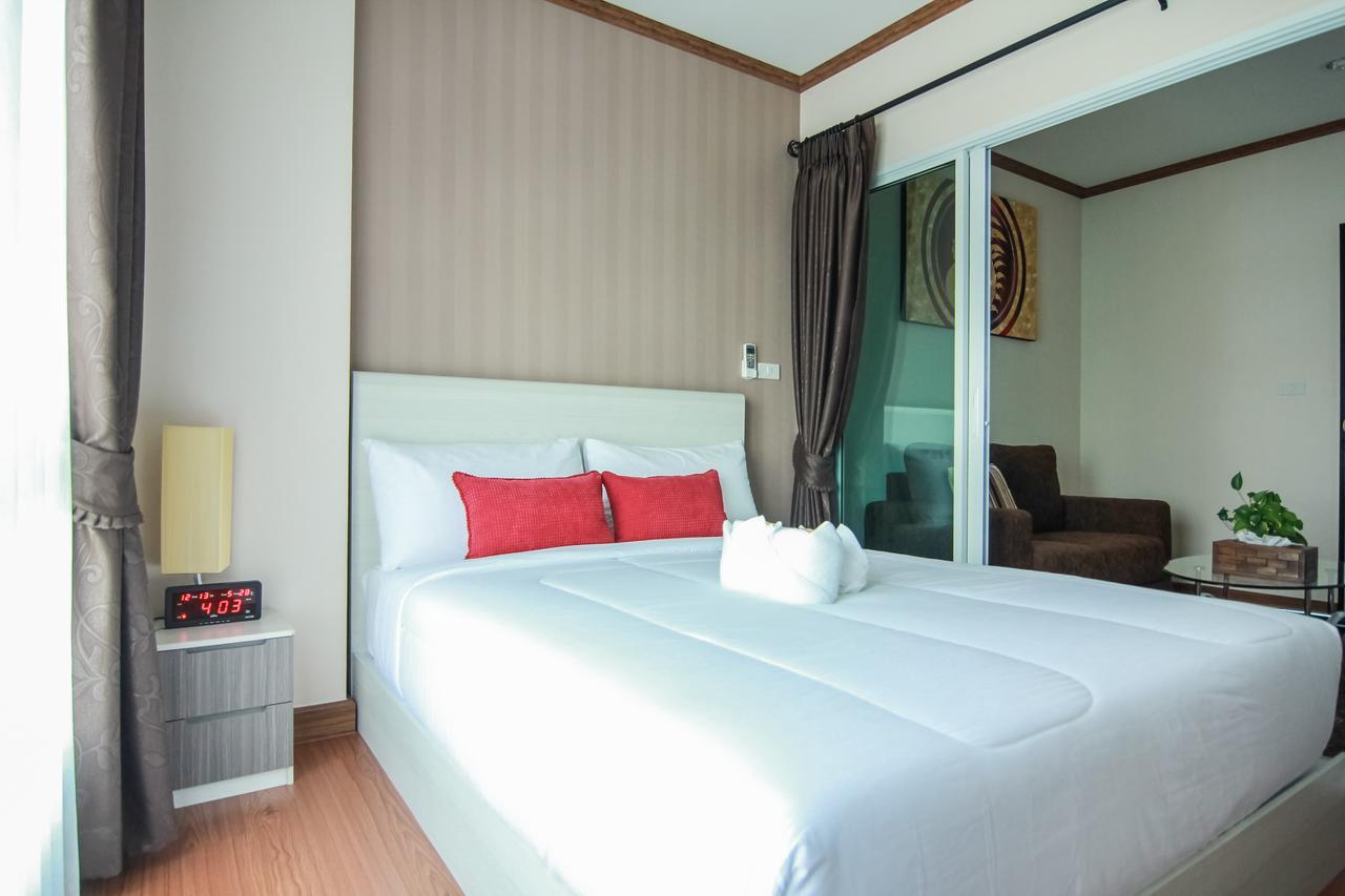 Tada Condotel Buriram Esterno foto