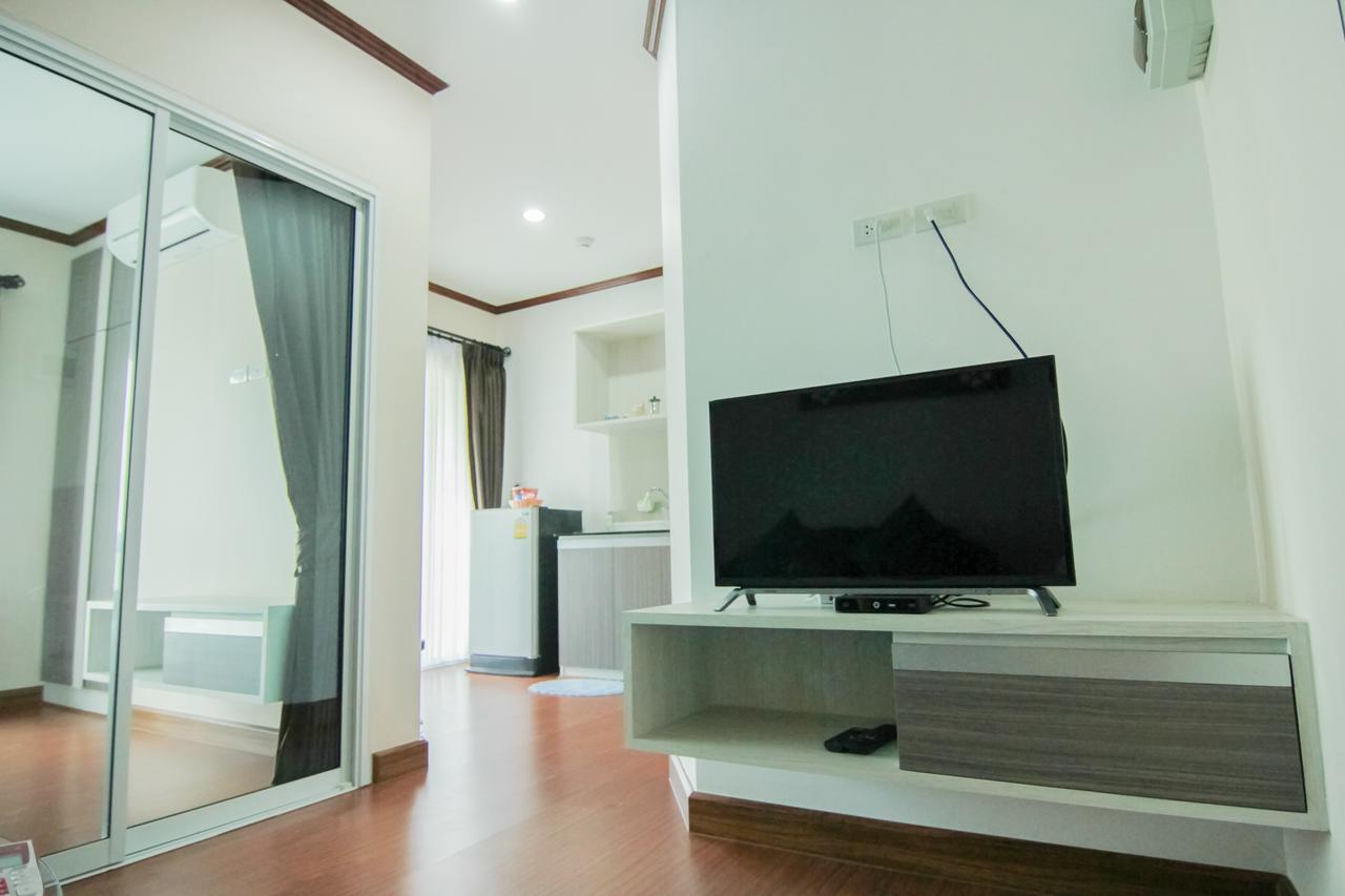 Tada Condotel Buriram Esterno foto