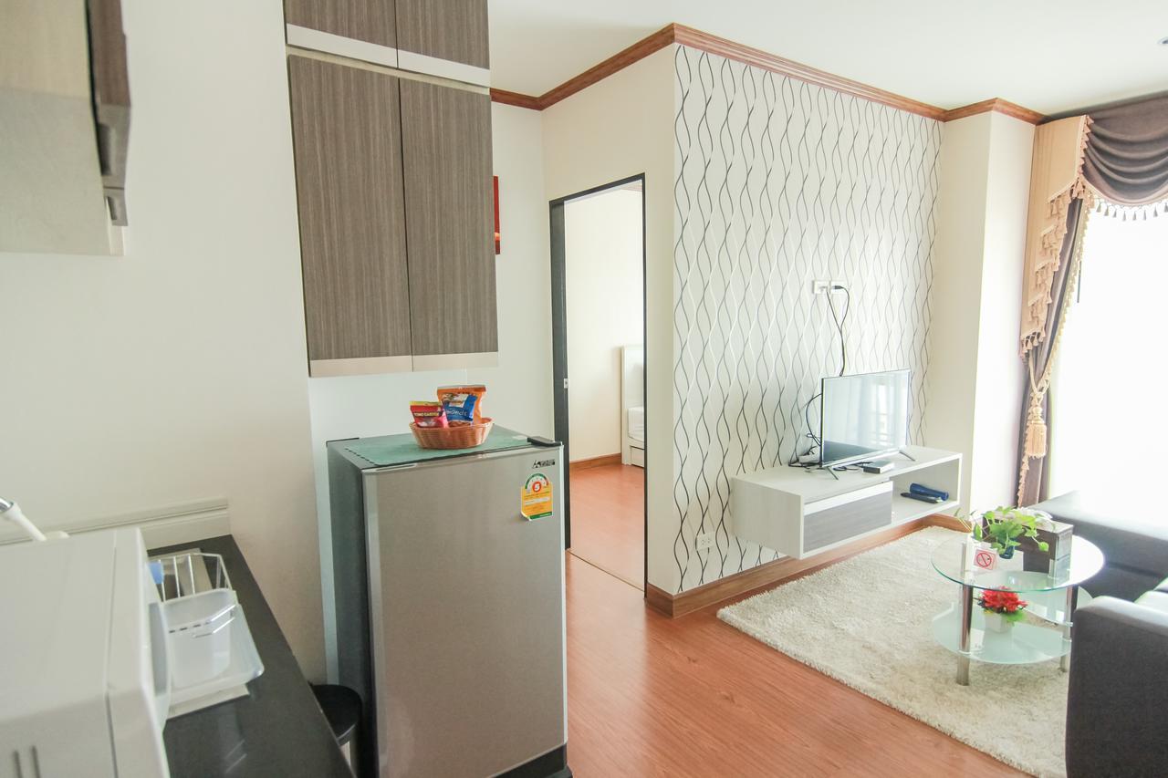 Tada Condotel Buriram Esterno foto